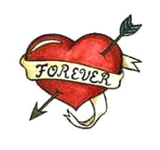 Эскиз татуировки: Сердце проткнуто стрелой и надпись FOREVER