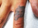 tattoo на пальцах