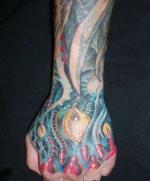 Татуировки на кисти рук